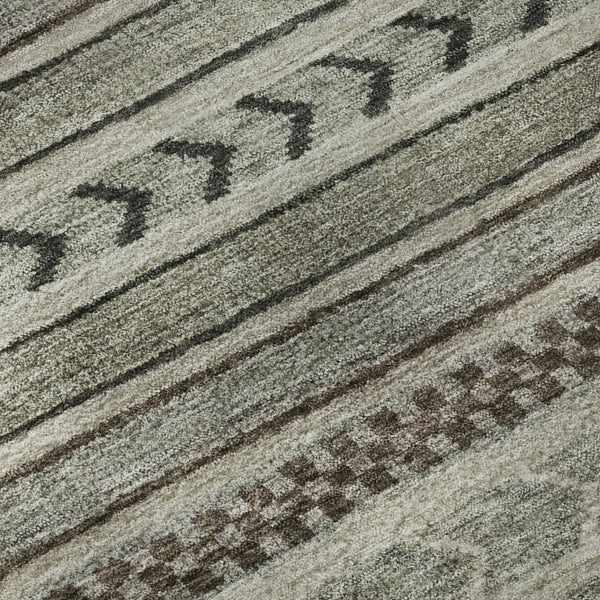 HomeRoots 8' Taupe and Beige Striped Washable Round Rug – Durable, Stain-Resistant, UV-Protected, Non-Slip Design! 695213