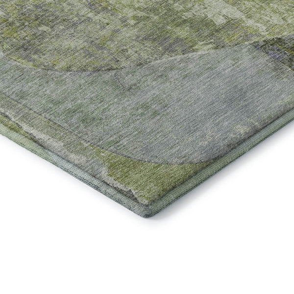 HomeRoots 8' Contemporary Green, Purple & Silver Abstract Round Rug - Washable, UV-Protected, Durable Design! 695537