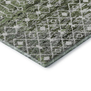 HomeRoots 8' Washable Olive Green, Ivory & Gray Geometric Round Rug with UV Protection for Modern Homes 695645