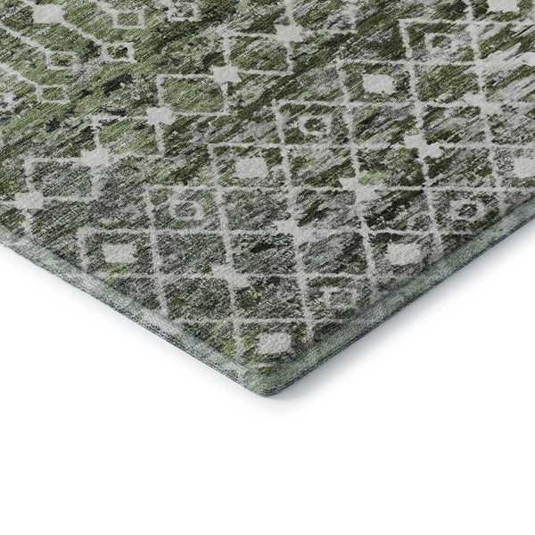 HomeRoots 8' Washable Olive Green, Ivory & Gray Geometric Round Rug with UV Protection for Modern Homes 695645