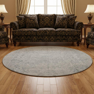 HomeRoots 8' Silver and Gray Oriental Washable Round Rug – Durable, Stain-Resistant with UV Protection! 695867