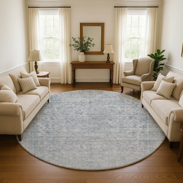 HomeRoots 8' Silver and Gray Oriental Washable Round Rug – Durable, Stain-Resistant with UV Protection! 695867