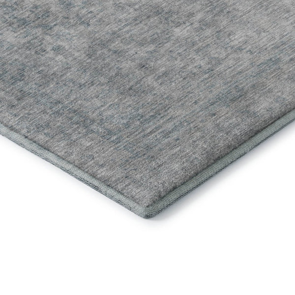 HomeRoots 8' Silver and Gray Oriental Washable Round Rug – Durable, Stain-Resistant with UV Protection! 695867
