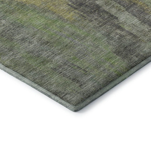 HomeRoots 8' Washable Round Area Rug in Green, Gray & Gold – Durable, UV-Protected, Pet-Friendly Design! 695987