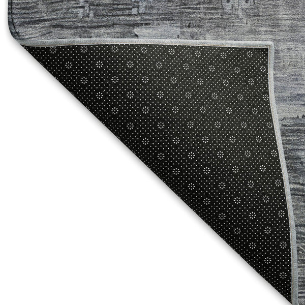 HomeRoots 5' Gray and Blue Abstract Washable Area Rug - Durable, Stain-Resistant, UV-Protected for Homes 696070