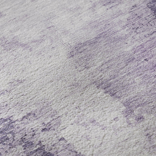 HomeRoots 8' Plum and Lavender Abstract Round Rug - Washable, UV Protected, Perfect for High-Traffic Areas 696161