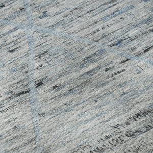 HomeRoots 8' Blue Gray Geometric Washable Round Rug - Durable, Stain Resistant, UV Protected for All Spaces 696323