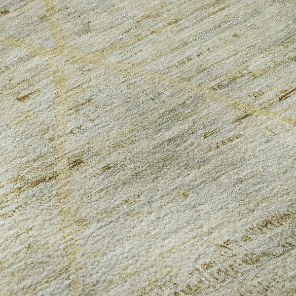 HomeRoots 8' Wheat Beige and Gold Abstract Round Rug - Washable, Stain-Resistant, UV Protected for Durability 696341