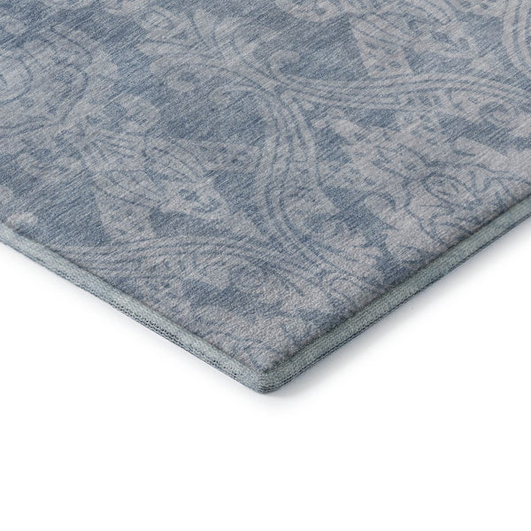 HomeRoots 8' Blue and Ivory Damask Washable Round Rug - Elegant, Durable, UV-Protected, Ideal for Homes with Kids & Pets 696359