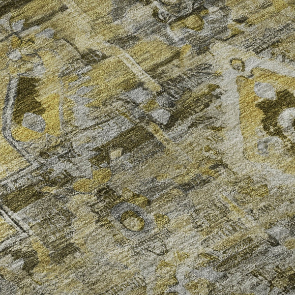 HomeRoots 8' Elegant Pewter Gold & Silver Floral Washable Round Rug with UV Protection for Everyday Durability 696461