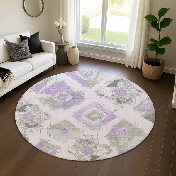 HomeRoots 8' Stylish Lavender and Gray Abstract Round Rug - Washable, UV-Protected, Pet-Friendly Design! 696623