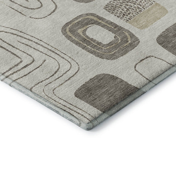 HomeRoots 8' Stylish Geometric Washable Round Rug in Beige, Taupe & Khaki – UV Protected, Kid & Pet Friendly! 696635