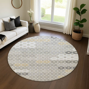 HomeRoots 8' Geometric Washable Round Rug in Gray, Silver & Beige - UV Protected, Durable & Stylish Design 696863