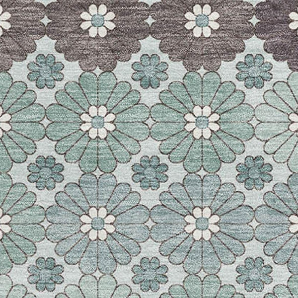 HomeRoots 5' X 8' Teal Gray Silver Geometric Area Rug - Washable, UV Protected, Durable for Modern Spaces 696886