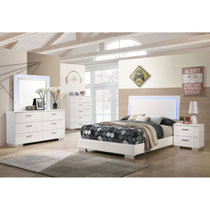 English Elm Dulcey Full Bedroom Set with Led Lighting High Gloss White Faux Leather Modern B062S01496