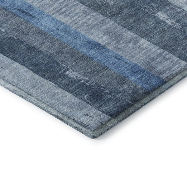 HomeRoots 5' Blue and Gray Striped Washable Area Rug - Durable, Stain-Resistant, UV-Protected for Active Homes! 697280