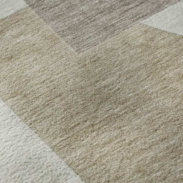 HomeRoots 8' Khaki Beige & Gray Abstract Round Rug – Washable, UV-Protected, Soft, Durable for Family Spaces 697365