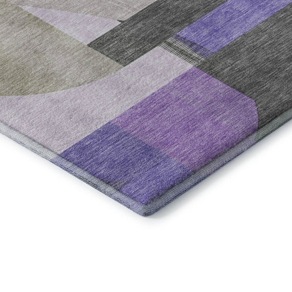 HomeRoots 8' Stylish Lavender Gray & Ivory Geometric Round Rug - Washable, UV Protected, Durable & Soft Comfort 697419