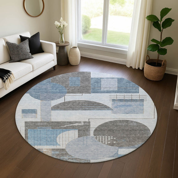HomeRoots 8' Blue Gray and Ivory Geometric Round Rug - Washable, UV-Protected, Perfect for Homes with Kids! 697443