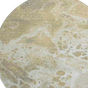 HomeRoots 8' Gold Beige Ivory Abstract Round Area Rug - Washable, UV Protected, Soft & Stain Resistant Design 697731