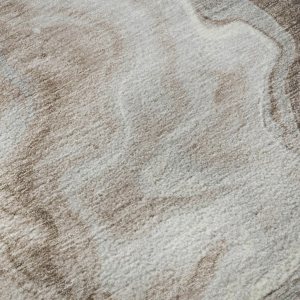 HomeRoots 8' Washable Round Rug in Taupe Brown & Ivory - Modern Abstract Design with UV Protection & Stain Resistance 697779
