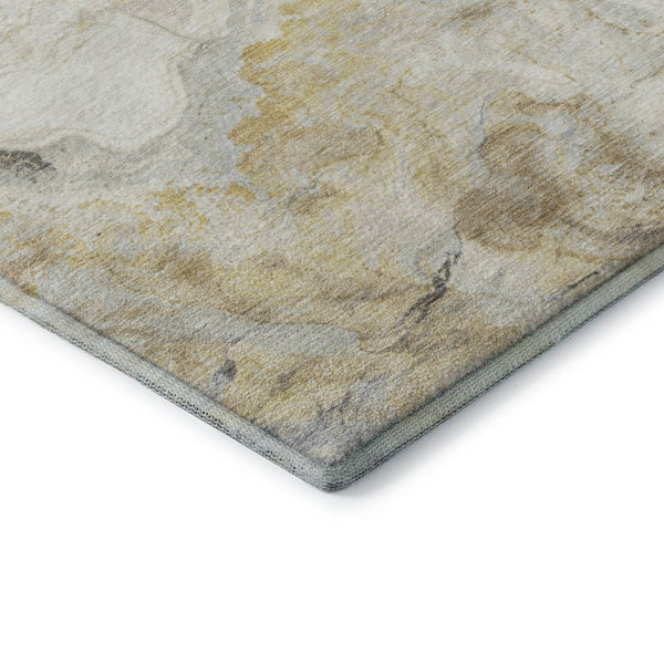 HomeRoots 5' Gold Gray Ivory Abstract Area Rug - Washable, UV Protected, Stain-Resistant, Modern Design! 697856