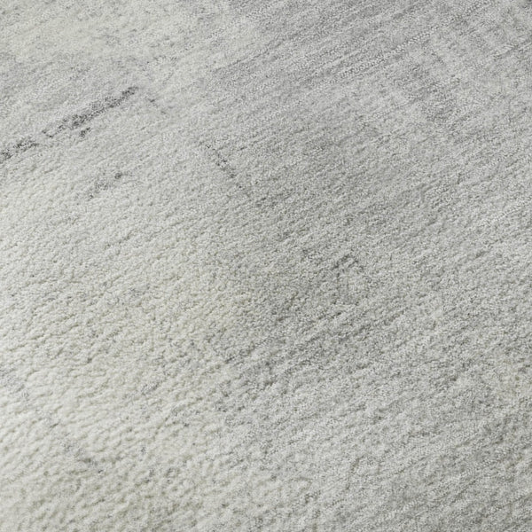 HomeRoots 8' Geometric Round Rug in Gray Silver & Ivory - Washable, UV Protected, Perfect for High Traffic Areas! 698001