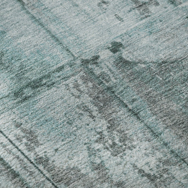 HomeRoots 8' Teal and Gray Striped Round Rug - Washable, UV-Protected, Stain-Resistant for High-Traffic Areas 698026