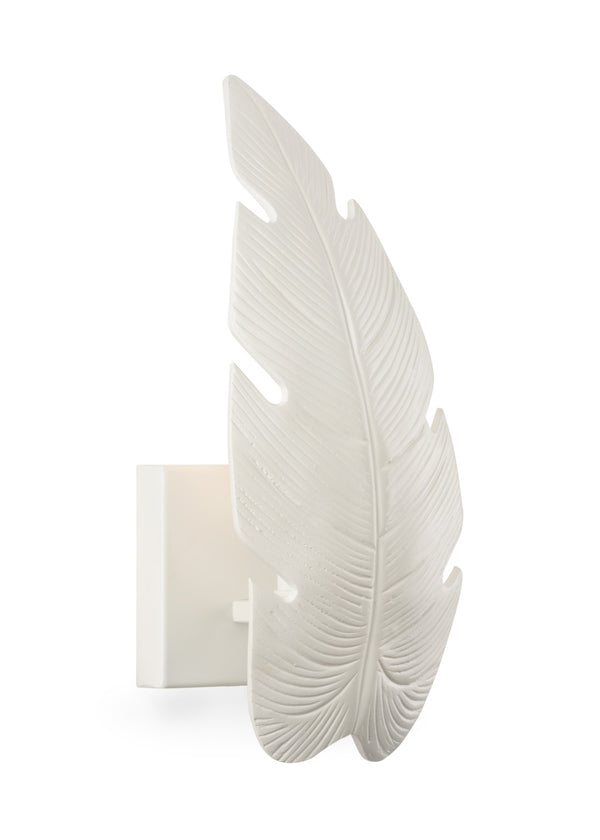 Chelsea House Florida Tropical Leaf Wall Sconce In White Lacquer — Coastal Sculptural Accent Light For Hallway DéCor 69827