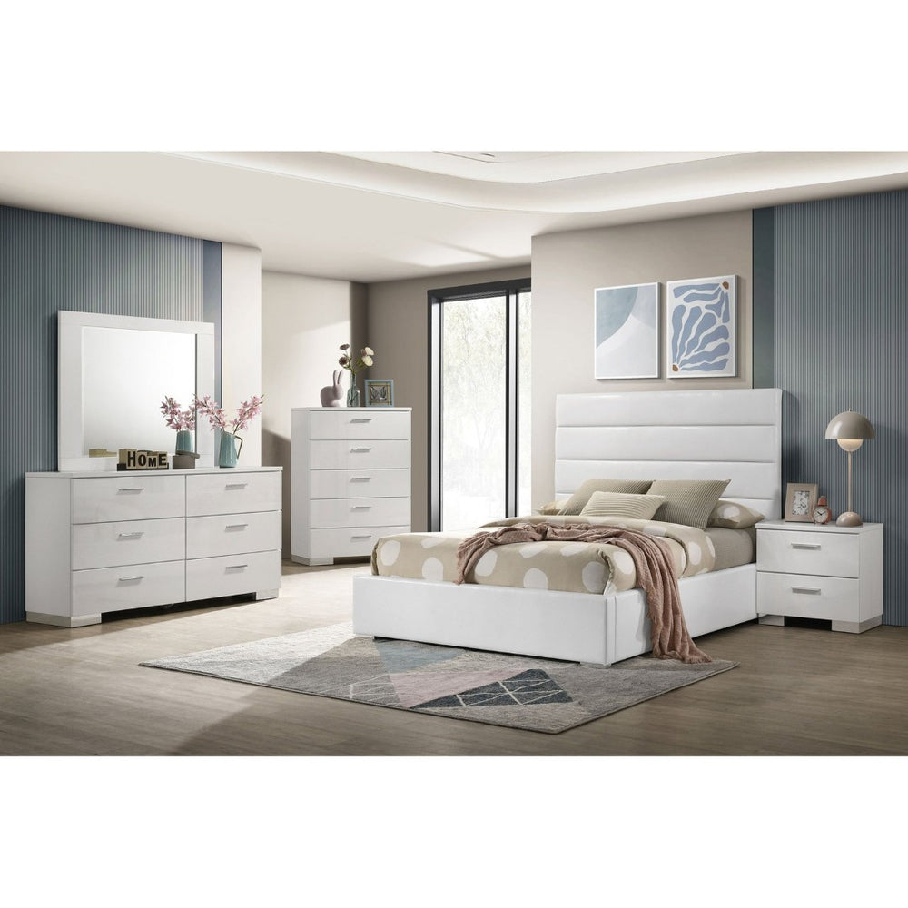 English Elm Dulcey Full Platform Bedroom Set Faux Leather Tufted Headboard High Gloss White B062S01510