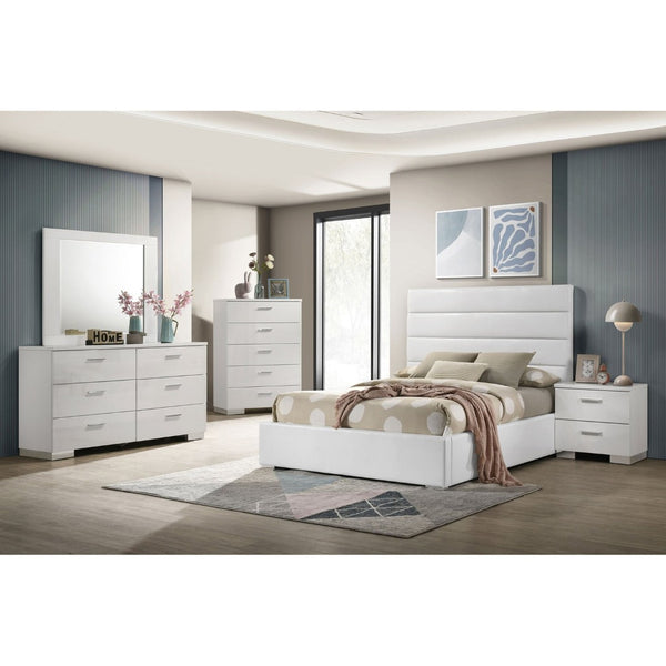 English Elm Dulcey Full Platform Bedroom Set Faux Leather Tufted Headboard High Gloss White B062S01510