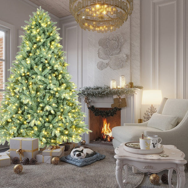 HomeRoots 7.5' Pre Lit Full Spruce Christmas Tree - Realistic, Lush, and Convenient Holiday Centerpiece for Your Home 698924
