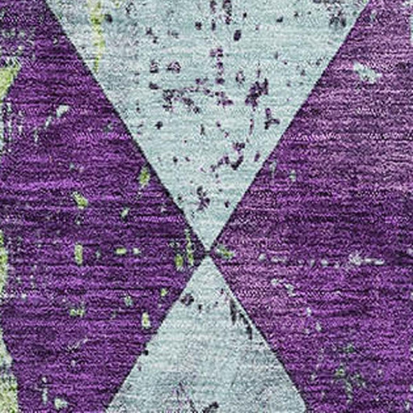 HomeRoots 5' X 8' Colorful Geometric Washable Area Rug with UV Protection - Durable & Stylish for Any Space! 699090