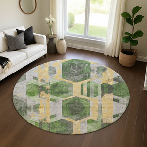 HomeRoots 8' Green Gold and Gray Geometric Round Rug - Washable, UV Protected, and Perfect for High Traffic Areas 699109