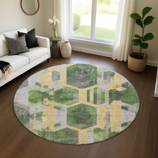 HomeRoots 8' Green Gold and Gray Geometric Round Rug - Washable, UV Protected, and Perfect for High Traffic Areas 699109