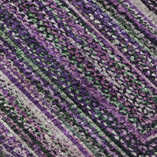 HomeRoots 8' Purple and Gray Geometric Round Rug - Washable, UV Protected, Stain Resistant, Non-Slip Design 699259