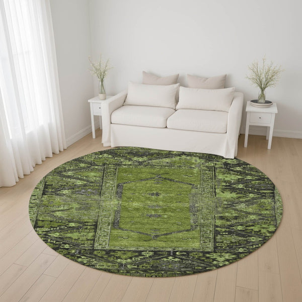 HomeRoots 8' Olive Green & Charcoal Oriental Round Rug - Stylish, Washable, UV-Protected for High Traffic Areas 699325