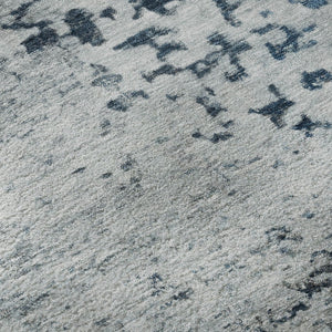 HomeRoots 8' Abstract Washable Round Rug in Denim Blue, Gray & Sky Blue - UV Protected, Stain Resistant, Durable 699649