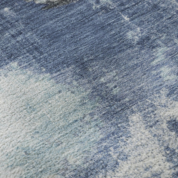 HomeRoots 8' Stylish Blue Ivory Gray Abstract Round Rug - Washable, UV Protected, Ideal for Indoor & Outdoor Spaces 699679
