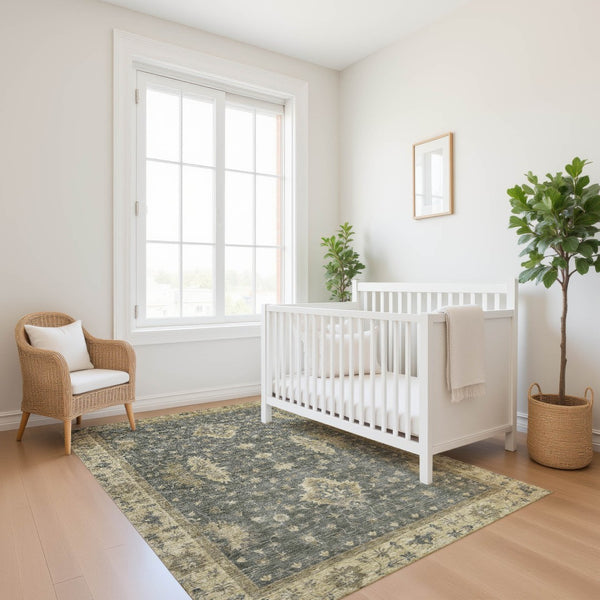 HomeRoots 5' X 8' Gray and Beige Oriental Area Rug - Stylish, Washable, UV-Protected, and Stain-Resistant Design 699724