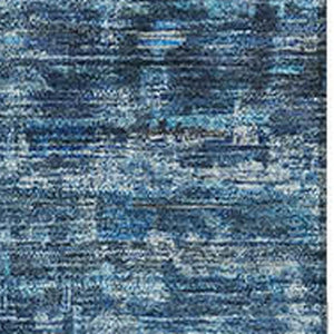 HomeRoots 5' Blue & Navy Oriental Washable Area Rug - Durable, Stain-Resistant, UV Protected for Any Space 699899