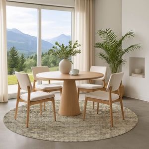 HomeRoots 8' Elegant Pewter and Silver Oriental Round Rug with Stain Resistance, UV Protection & Easy Care 699918