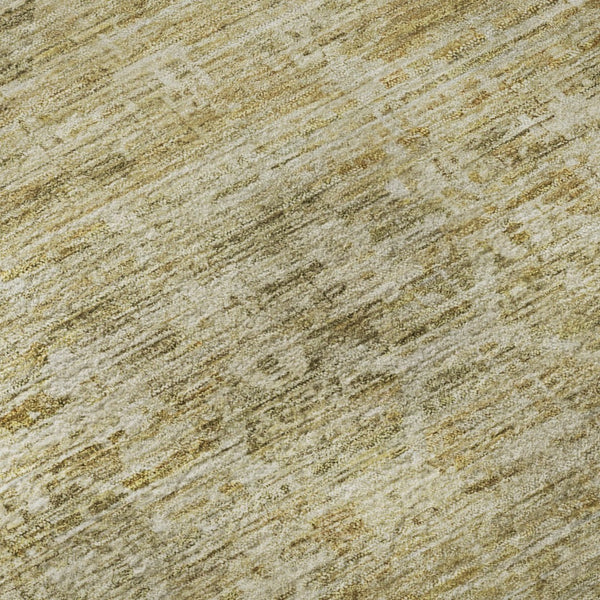 HomeRoots 8' Wheat and Beige Striped Washable Round Rug - Durable, UV-Protected, Perfect for Family Spaces! 699990