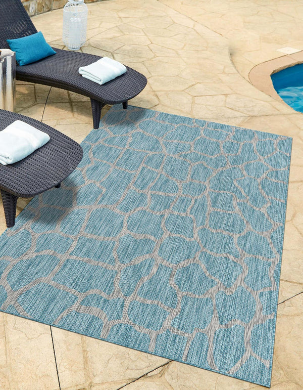 Unique Loom Outdoor Safari Giraffe Machine Made Animal Print Rug Light Aqua, Gray/Ivory 9' 0" x 12' 2"