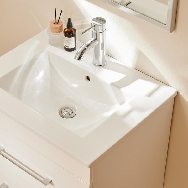 English Elm 24-inch Ceramic Undermount Bathroom Sink Gloss White Glaze with Pre-drilled Faucet Opening W3151P264908
