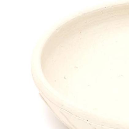 English Elm Murran Embossed Terracotta Fruit Bowl Small – Handcrafted Beige Clay Bowl with White Finish, Rustic Elegant Centerpiece B346P327303