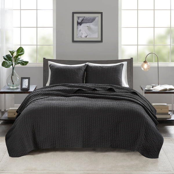 English Elm 2 Madison Park Keaton Reversible Quilt Set Twin/Twin XL Black - Brushed Microfiber, Antimicrobial, Pick-Stitch Channels B035129041