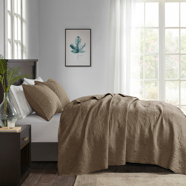 English Elm Reversible Quilt Set Full/Queen - Madison Park Quebec Cottage-Style Quilted Bedding, Antimicrobial Mocha 17.72 L x 15.35 W x 6.3 H B03597565