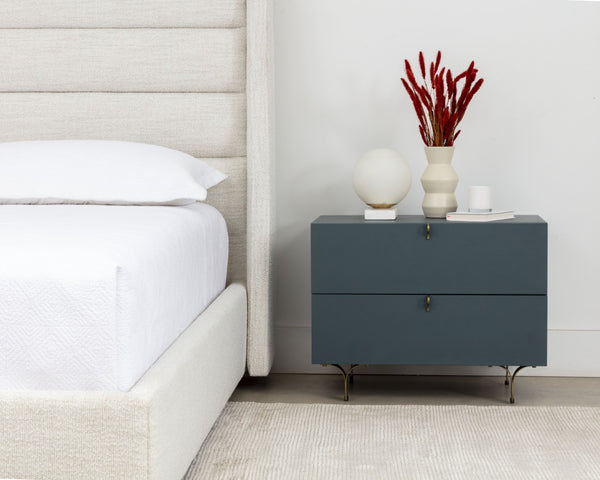 Sunpan EMMIT Bed - Queen - Merino Pearl Upholstered Frame with Modern Tufting & Durable Performance Fabric 110148V
