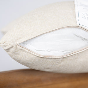 English Elm Christopher Knight Home® - Outdoor Acacia Daybed Sofa with Foldable Arms, Rust‑Resistant Teak Frame & UV‑Proof Beige Cushions N779P249303T